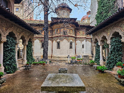 Biserica Mănăstirii "Stavropoleos" — fotografia 3