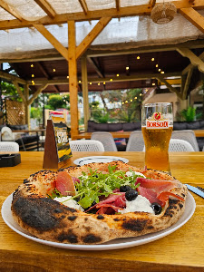 Aranyhíd Restaurant & Pizzeria — fotografia 4