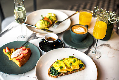 Ouă și Unt Brunch Bistro — fotografia 4