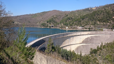 Lago di Pietra del Pertusillo