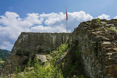 The ruins of the castle „Baszta” in Muszyna — fotografia 4