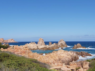 Spiaggia di Cala Canneddi | Cala Rossa