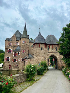 Burg Satzvey — fotografia 3