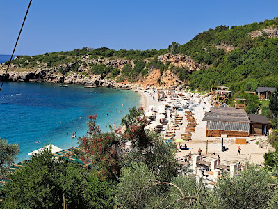 Drobni Pijesak beach