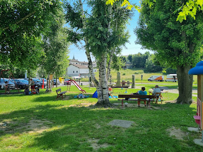 Area giochi, sport e pic-nic