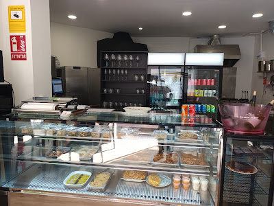 Rostisseria Ca l'Àvia Sitges (Restaurant a Sitges, pollastre a l'ast, menjar per emportar) — fotografia 5
