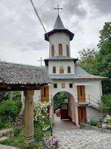 Mănăstirea Dălhăuți — fotografia 4