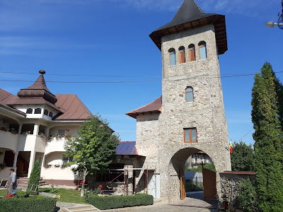 Mănăstirea Ciolpani — fotografia 4
