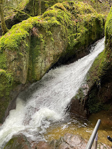Edelfrauengrab-Wasserfälle — fotografia 3
