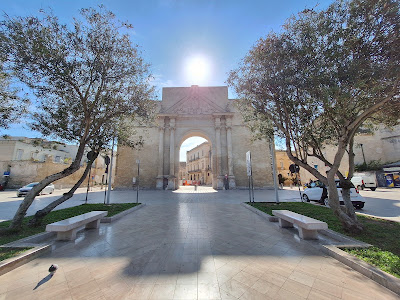 Porta Napoli — fotografia 3
