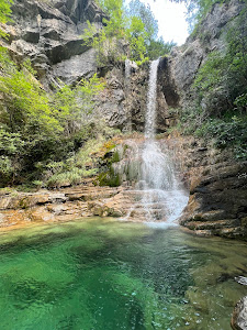 Red Rock Waterfall — fotografia 5