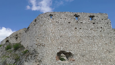 Čachtice Castle — fotografia 2