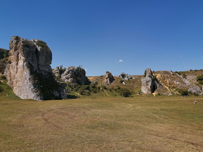Rezervaţia Geologică "Cheile Dobrogei"