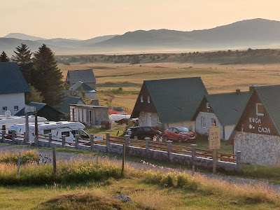 Auto camp TEA HOUSE DURMITOR ZABLJAK