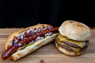 Kenyeres Birtok Legelő Gray Beef Burger Bistro — fotografia 3