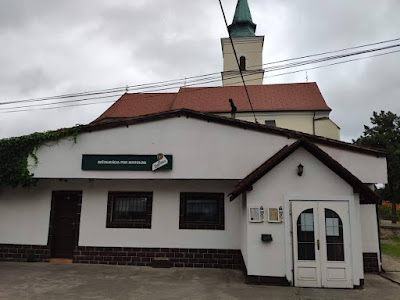 Reštaurácia pod Kostolom — fotografia 4