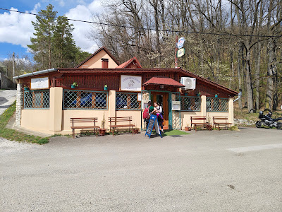 The Thirsty Pike Restaurant — fotografia 5