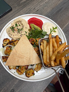 Yalla Habibi Restaurant — fotografia 4