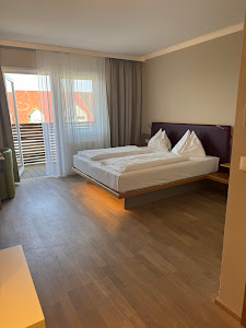 Thermenhotel ALL IN RED — fotografia 3