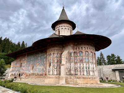 Mănăstirea Voroneț — fotografia 3