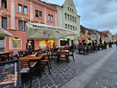 Oaia Neagră Restaurant — fotografia 3