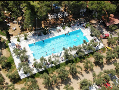 CAMPING ΜΕLTEMI — fotografia 4
