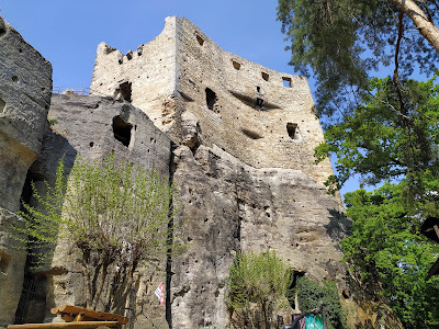 Castle Ruins Valečov — fotografia 4