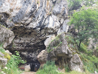 Ieșire Peștera Muierilor — fotografia 3