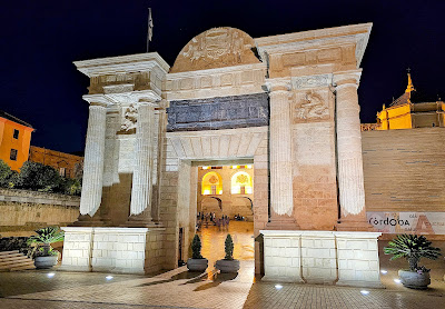 Puerta del Puente — fotografia 3