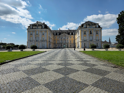 Castelele Augustusburg și Falkenlust — fotografia 3