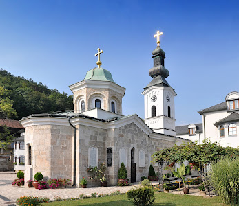 Tavna Monastery
