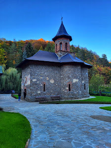 Mănăstirea Prislop — fotografia 3