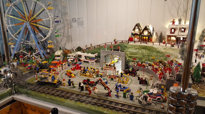Private Museum of Technology and Structures with Lego Blocks — fotografia 3