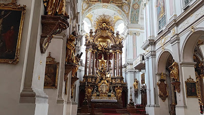 St. Peter's Church & Tower — fotografia 2