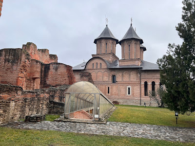 Curtea Domnească din Târgoviște — fotografia 3