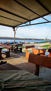 Ресторант край Реката — fotografia 4