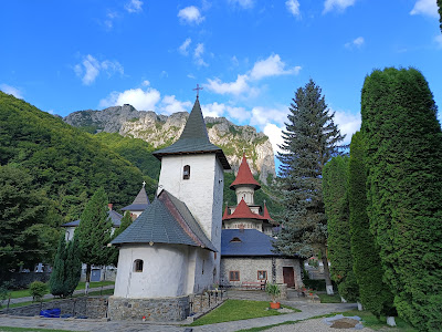 Mănăstirea Râmeț — fotografia 4