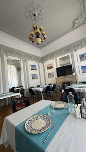 Restaurant Kostas™ Mansion Strada Sfântul Ștefan 21 — fotografia 3
