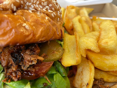 Útonálló Burger — fotografia 3