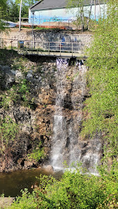 Kadzielnia Waterfall