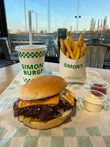 SIMON'S BURGER KAPOSVÁR — fotografia 5