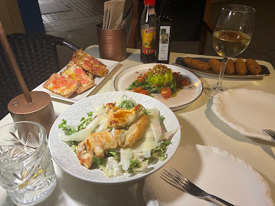 CASA CAVA - Bar de Tapas y Copas — fotografia 4