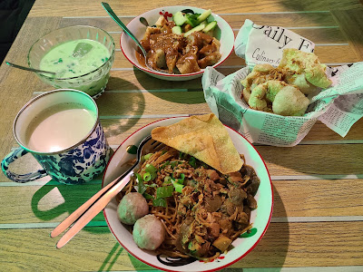 JAJANAN - The Authentic Indonesian Street Food Restaurant — fotografia 5