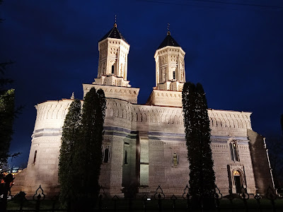 Mănăstirea Sfinții Trei Ierarhi — fotografia 5