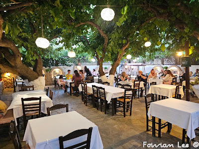 Η Καλύβα Εστιατόριο - Ταβέρνα — fotografia 3