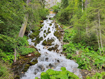 Cascada Șapte Izvoare