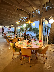Restoran "Papagaj"