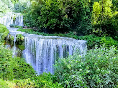 Belvedere Pennarossa della Cascata delle Marmore — fotografia 3