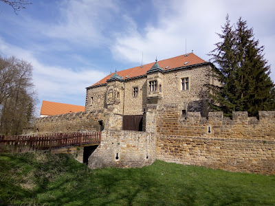 Former Water Castle Budyně nad Ohri — fotografia 3