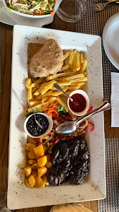 LOVAČKI restoran — fotografia 3